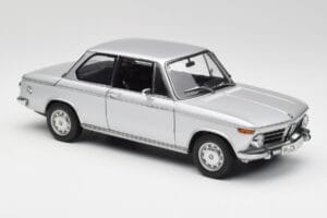 BMW 2002tii Silber AUTOart 1:18 80430151479 Metall — Bild 6 von 8