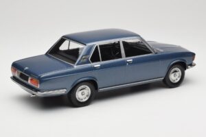 BMW 2500 E3 Blue Metallic Minichamps 1:18 155029200 Metall — Bild 2 von 6
