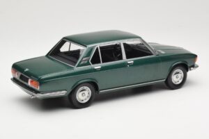 BMW 2500 E3 Green Metallic Minichamps 1:18 155029201 Metall — Bild 2 von 6