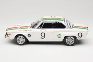 BMW 2800 CS E9 #9 Castrol BMW T. Moorkens / E. Haxhe 24 Hours of Spa 1971 Minichamps 1:18 155712709 Metall — Bild 3 von 6