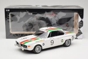 BMW 2800 CS E9 #9 Castrol BMW T. Moorkens / E. Haxhe 24 Hours of Spa 1971 Minichamps 1:18 155712709 Metall — Bild 6 von 6