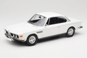 BMW 2800 CS E9 Weiß Minichamps 1:18 155028030 Metall