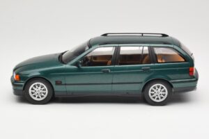 BMW 3 Series E36 Touring Green Metallic MCG 1:18 MCG18366 Metall — Bild 3 von 6