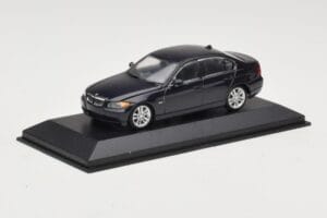 BMW 3 Series E90 Dark Blue Metallic Minichamps 1:43 80420392151-R Metall — Bild 3 von 5