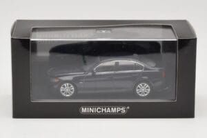 BMW 3 Series E90 Dark Blue Metallic Minichamps 1:43 80420392151-R Metall — Bild 5 von 5