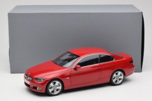 BMW 3 Series E92 Rot Kyosho 1:18 80430407219 Metall — Bild 8 von 8