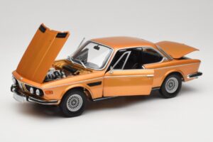 BMW 3.0 CSi E9 Gold Metallic Minichamps 1:18 180029027 Metall — Bild 2 von 8