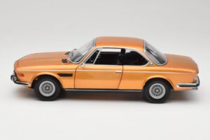 BMW 3.0 CSi E9 Gold Metallic Minichamps 1:18 180029027 Metall — Bild 4 von 8