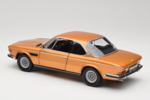 BMW 3.0 CSi E9 Gold Metallic Minichamps 1:18 180029027 Metall — Bild 7 von 8