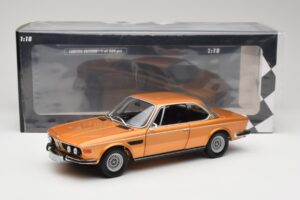 BMW 3.0 CSi E9 Gold Metallic Minichamps 1:18 180029027 Metall — Bild 8 von 8