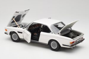 BMW 3.0 CSi E9 Weiß Minichamps 1:18 180029026 Metall — Bild 5 von 8