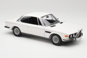 BMW 3.0 CSi E9 Weiß Minichamps 1:18 180029026 Metall — Bild 6 von 8