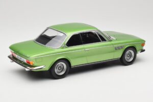 BMW 3.0 CSi E9 Green Metallic Minichamps 1:18 155028034 Metall — Bild 2 von 6