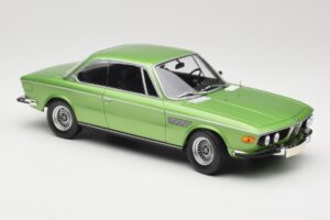BMW 3.0 CSi E9 Green Metallic Minichamps 1:18 155028034 Metall — Bild 4 von 6