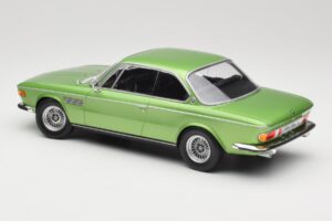 BMW 3.0 CSi E9 Green Metallic Minichamps 1:18 155028034 Metall — Bild 5 von 6