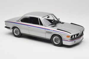 BMW 3.0 CSL E9 Polaris Silver Minichamps 1:18 155028135 Metall — Bild 4 von 6