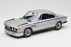 BMW 3.0 CSL E9 Polaris Silver Minichamps 1:18 155028135 Metall