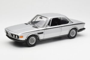 BMW 3.0 CSL E9 Silber Minichamps 1:18 180029020 Metall