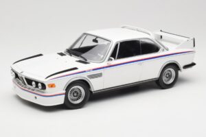 BMW 3.0 CSL E9 Weiß Minichamps 1:18 155028136 Metall