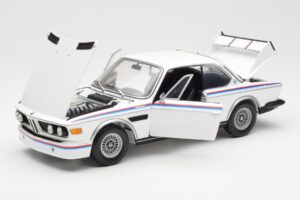 BMW 3.0 CSL E9 Mit Spoiler-Set Weiß Minichamps 1:18 180029021 Metall — Bild 2 von 8