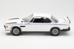 BMW 3.0 CSL E9 Mit Spoiler-Set Weiß Minichamps 1:18 180029021 Metall — Bild 4 von 8