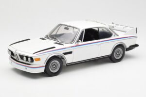 BMW 3.0 CSL E9 Mit Spoiler-Set Weiß Minichamps 1:18 180029021 Metall