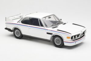 BMW 3.0 CSL E9 Mit Spoiler-Set Weiß Minichamps 1:18 180029021 Metall — Bild 6 von 8