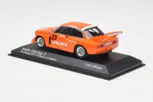 BMW 320i Group 5 #23 E. Cheever / G. Villeneuve 6 Hours of Mosport Class Winners 1977 Damaged Spoiler Minichamps 1:43 4007723 — Bild 4 von 5