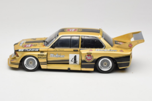 BMW 320i #4 Warsteiner J. Obermoser DRM 1977 Minichamps 1:18 180772105-R1 Metall — Bild 4 von 8