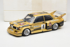 BMW 320i #4 Warsteiner J. Obermoser DRM 1977 Minichamps 1:18 180772105-R1 Metall — Bild 8 von 8