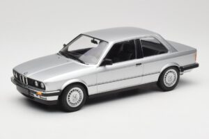 BMW 323i E21 Silber Minichamps 1:18 155026001 Metall