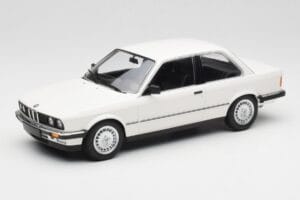 BMW 323i E21 Weiß Minichamps 1:18 155026005 Metall