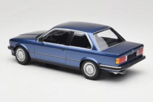 BMW 323i E30 Blue Metallic Minichamps 1:18 155026002 Metall — Bild 5 von 6