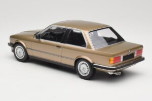 BMW 323i E30 Brown Metallic Minichamps 1:18 155026004 Metall — Bild 5 von 6