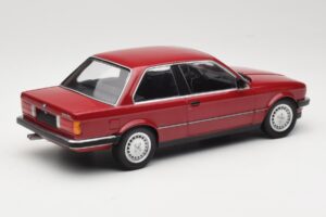 BMW 323i E30 Carmine Minichamps 1:18 155026008 Metall — Bild 2 von 6