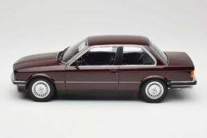 BMW 323i E30 Dark Red Metallic Minichamps 1:18 155026007 Metall — Bild 3 von 6