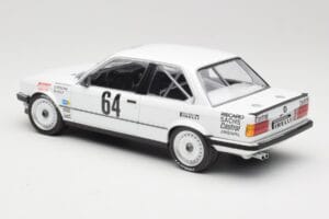 BMW 325i E30 #64 Auto Budde K. Oestreich / E. Rensing Winner 24 Hours Nürburgring 1986 Minichamps 1:18 155862664 Metall — Bild 4 von 6