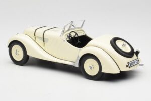 BMW 328 Roadster Weiß Minichamps 1:18 80432411548 Metall — Bild 5 von 6