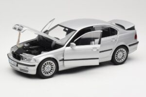 BMW 330i E46 Silber UT 1:18 80430302328 Metall — Bild 2 von 8