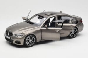 BMW 330i G20 Silber Norev 1:18 183275 Metall — Bild 2 von 8