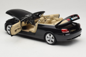 BMW 335i E93 Cabriolet Sapphire Black Kyosho 1:18 80430413375 Metall — Bild 5 von 10