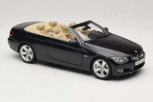 BMW 335i E93 Cabriolet Sapphire Black Kyosho 1:18 80430413375 Metall — Bild 8 von 10