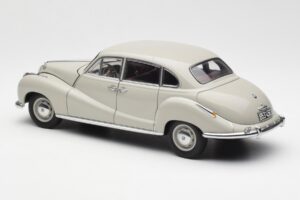 BMW 501 Cortina Grau AUTOart 1:18 80430393098 Metall — Bild 7 von 8