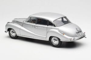 BMW 502 2.6 Luxus Super Silber AUTOart 1:18 70593 Metall — Bild 7 von 8
