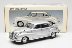 BMW 502 2.6 Luxus Super Silber AUTOart 1:18 70593 Metall — Bild 8 von 8
