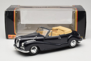 BMW 502 Cabriolet Schwarz Maisto 1:18 31817 Metall — Bild 8 von 8