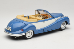 BMW 502 Cabriolet Blau Tchibo 1:18 45396 Metall — Bild 3 von 8