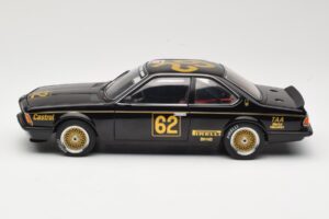 BMW 635 CSi E24 #62 J. Richards JPS Team BMW ATCC Winner 1985 AUTOart 1:18 88548 Metall — Bild 4 von 8