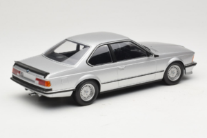 BMW 635 CSi E24 Silber Minichamps 1:18 155028107 Metall — Bild 2 von 6