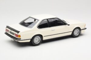 BMW 635 CSi E24 Weiß Minichamps 1:18 155028102 Metall — Bild 2 von 6